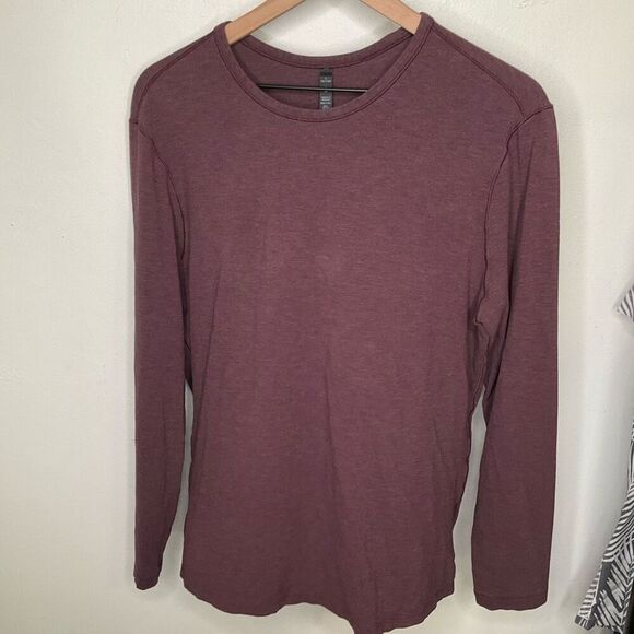 Lululemon 5 Year Basic Long Sleeve T-Shirt - Picture 1 of 4